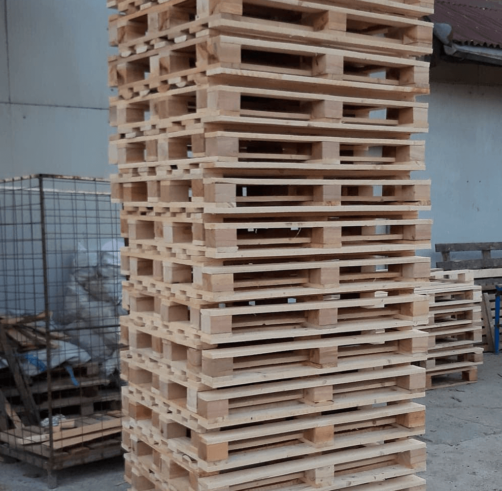 Paleti lemn cu dimensiuni la comanda